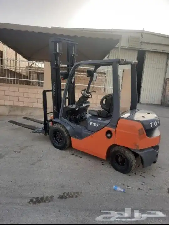 تأجير الكرينات والرافعات الشوكية 7