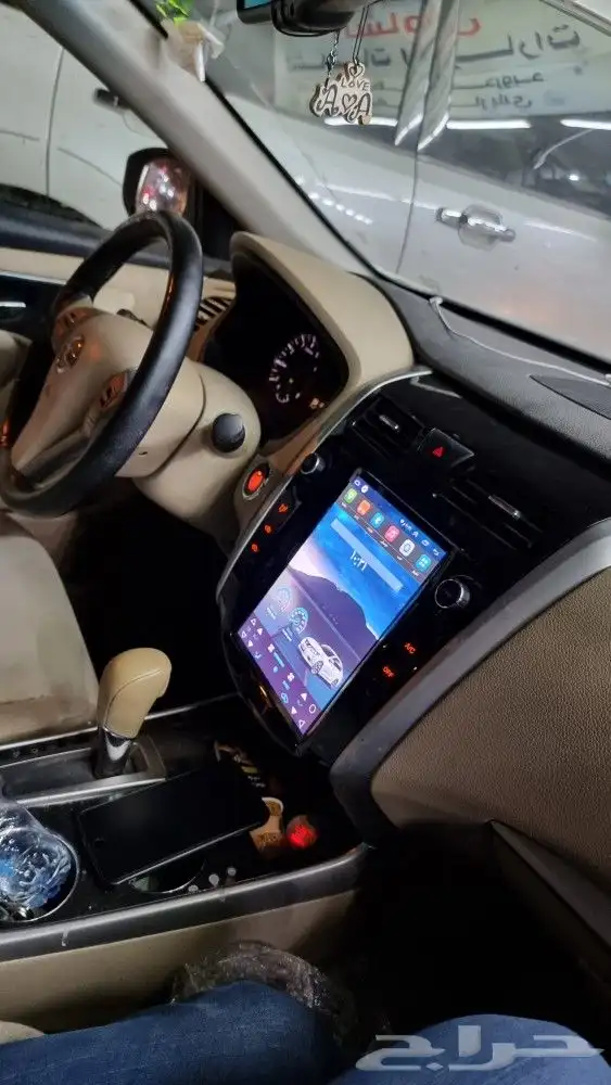 شاشات سيارات اندرويد مع كامرات خلفيه واماميه و CarPlay 12