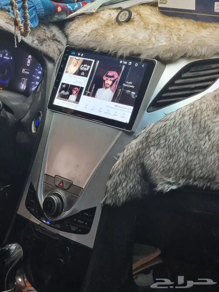 شاشات سيارات اندرويد مع كامرات خلفيه واماميه و CarPlay 64