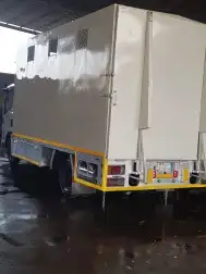 نقل خيل العربه مجهزه لنقل الخيل ربل عازل حرار 0