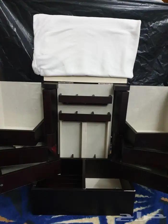 منظم مكياج واكسسوارات 3