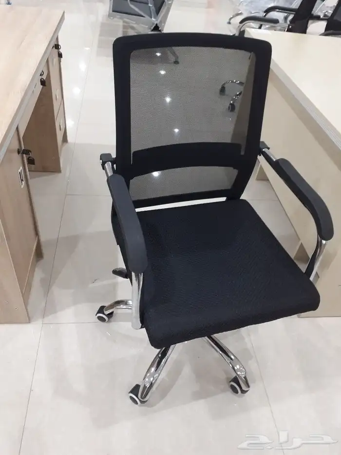 طاولات مكتبية 8