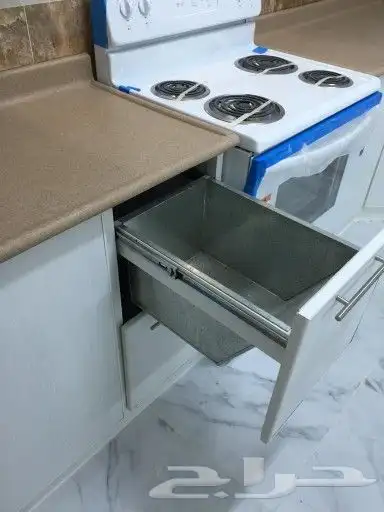 اعمال الشتر والزجاج وتفصيل شبابيك المنيوم 95