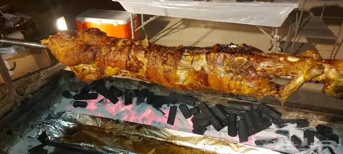مطعم الخير يقدم خاروف مشوي كامل 12