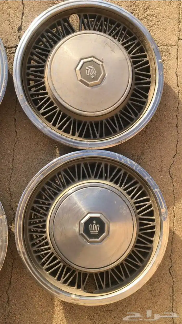 طيس للبيع كراون 82 1