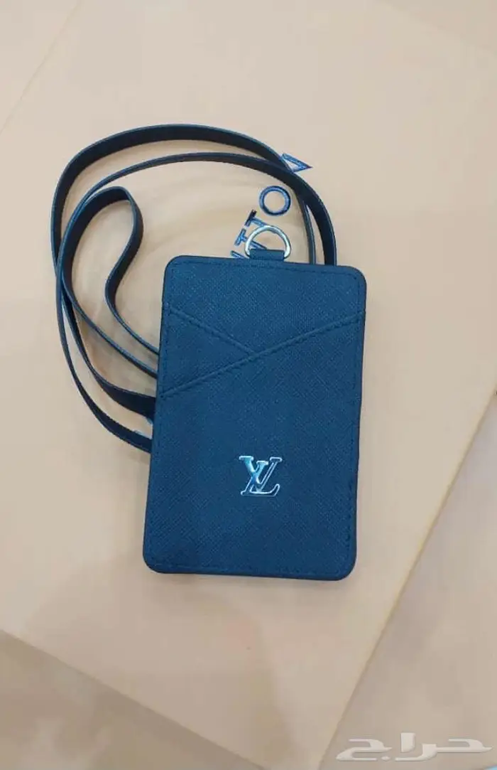 محفظة لويس فيتون 99