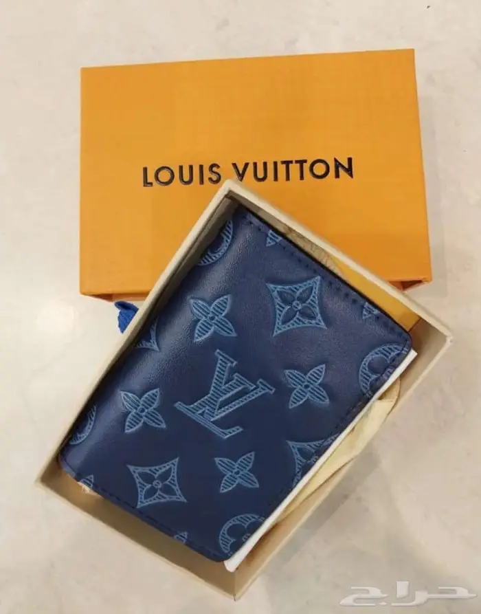 محفظة لويس فيتون 22