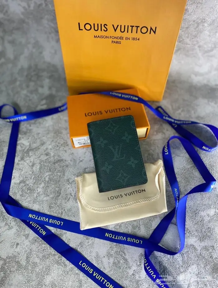 محفظة لويس فيتون 96