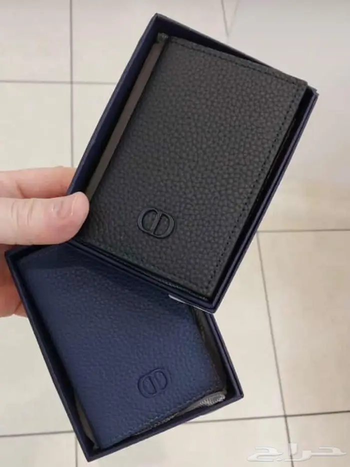 محفظة لويس فيتون 37