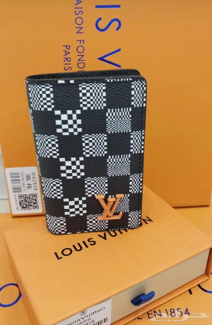 محفظة لويس فيتون 41