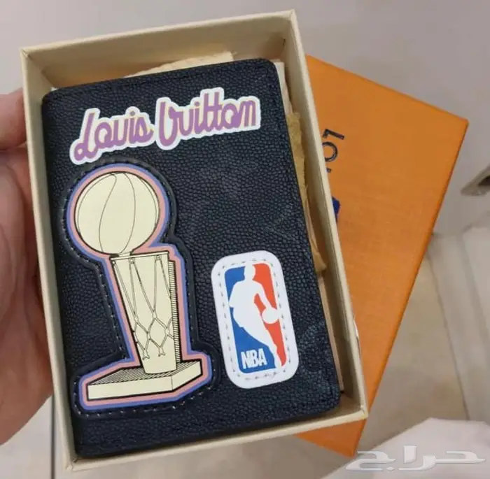 محفظة لويس فيتون 36