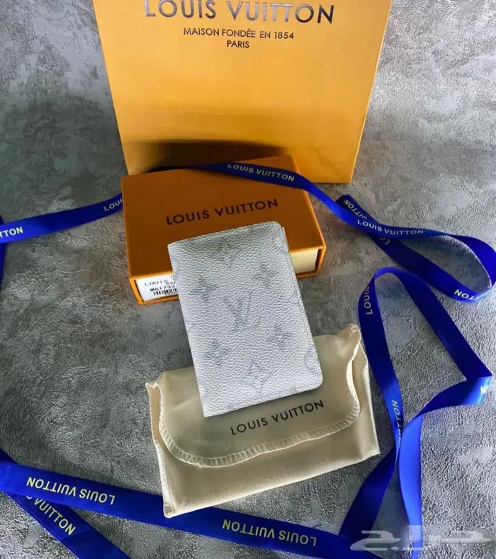 محفظة لويس فيتون 97