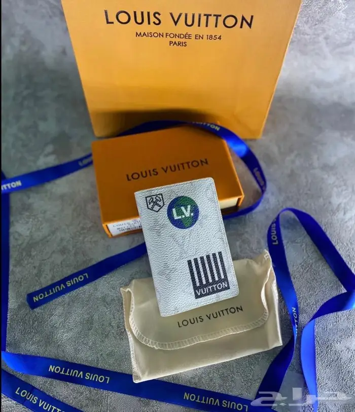 محفظة لويس فيتون 91