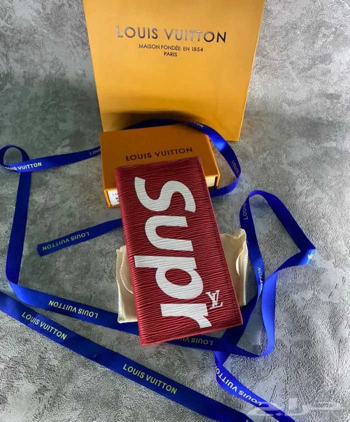 محفظة لويس فيتون 78