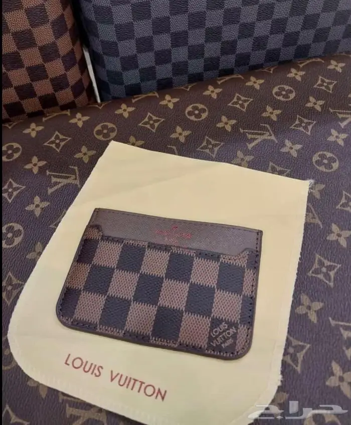 محفظة لويس فيتون 26