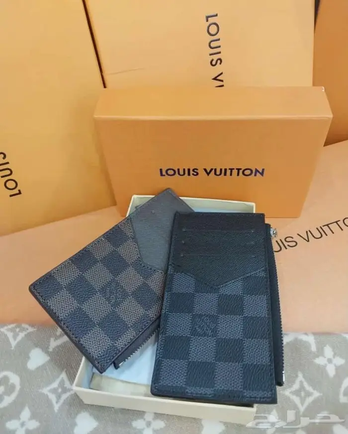 محفظة لويس فيتون 8