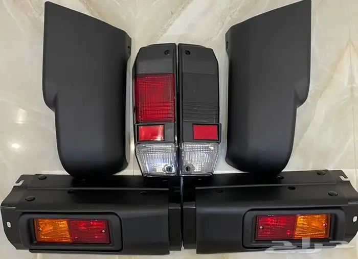 صدام خلفي جيب ربع بوليسي 2022 جديد 0