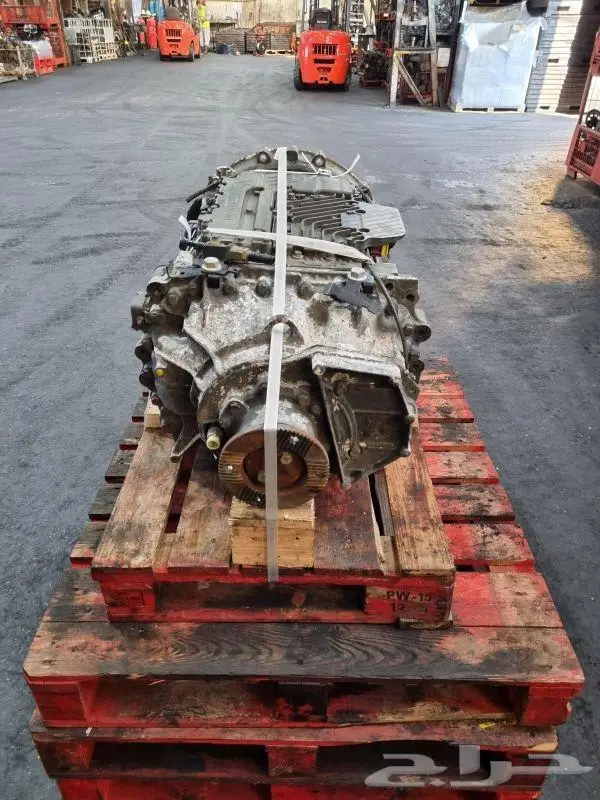 تعشيقه شاحنه PTO مان افيكو موديل حديث ZF Traxon PTO 4