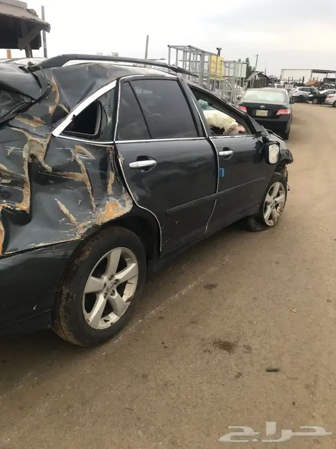 لكزس ار اكس مديل 2004 تشليح قطع غيار 1