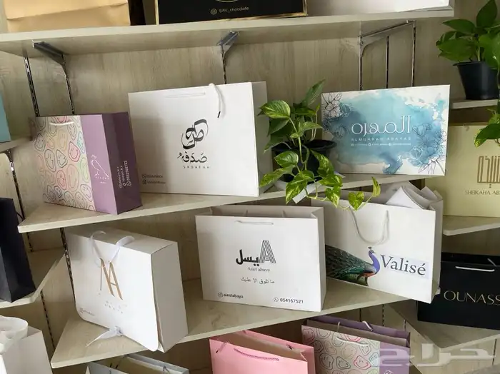 طباعه اكياس بوكسات عبايات استكر كروت ليبل قماش تاق جلد ورق 18