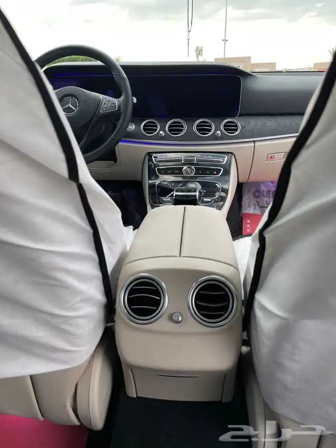 للبيع E300 موديل 2017 9
