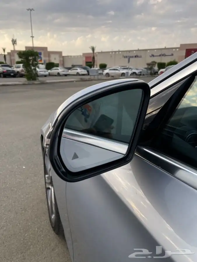 للبيع E300 موديل 2017 14