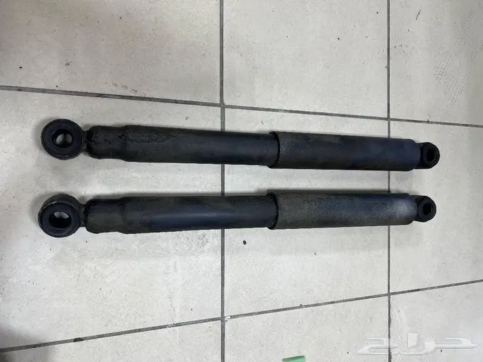 للبيع قطع غيار تويوتا هايلوكس موديل 2015 27