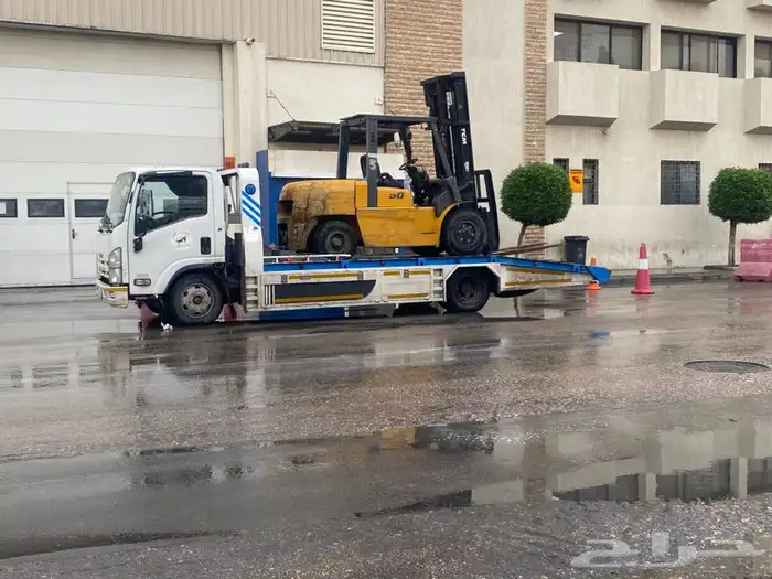 تأجير رافعه شوكيه سكينه فور كلفت ونش بوم تراك 1