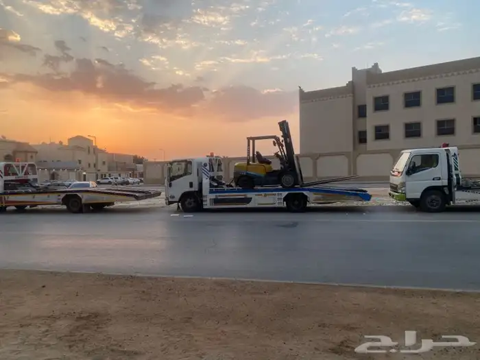 تأجير رافعه شوكيه سكينه فور كلفت ونش بوم تراك 8