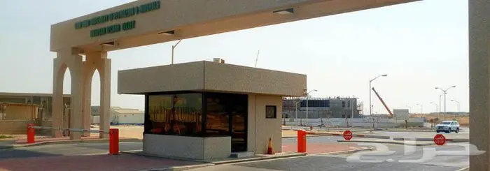 بوابات التحكم في دخول وخروج السيارات 4