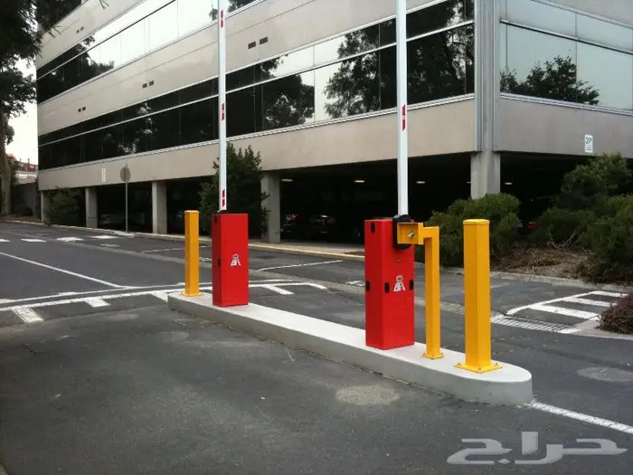 بوابات التحكم في دخول وخروج السيارات 10