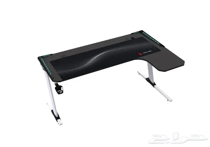 طاولة جيمينج و طاولة مكتب كمية محدودة جدا 21