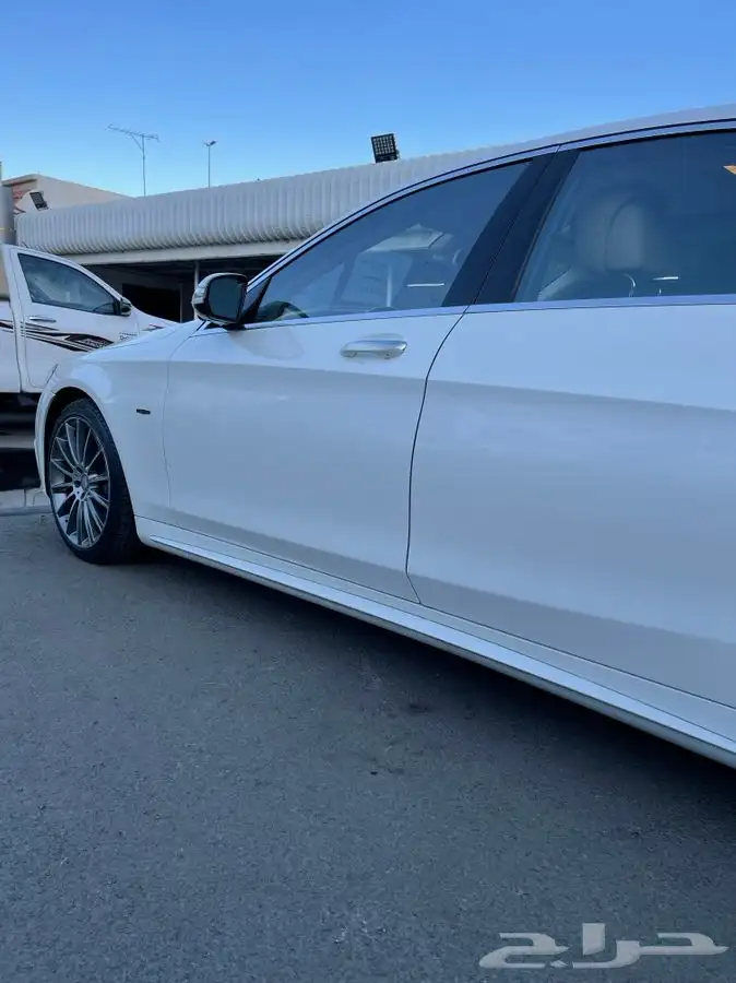 يخت 2017 لارج 550 عداد قليل مواصفات خاصه ونادره 18