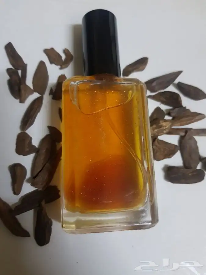 دهن عود تركيب معتق 1