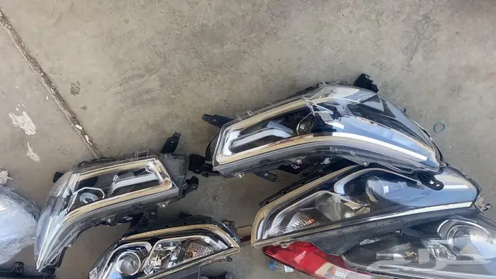 للبيع شمعات سيارات منوعه 32