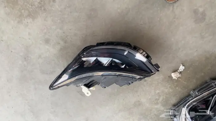 للبيع شمعات سيارات منوعه 40