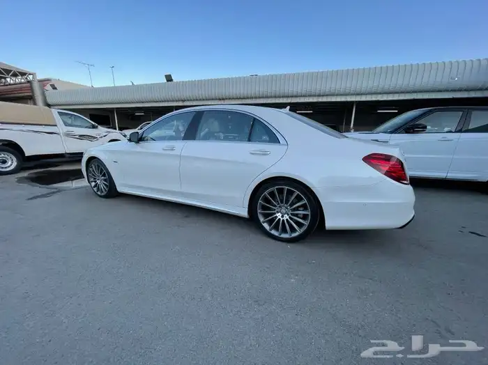 يخت 2017 لارج 550 عداد قليل مواصفات خاصه ونادره 10