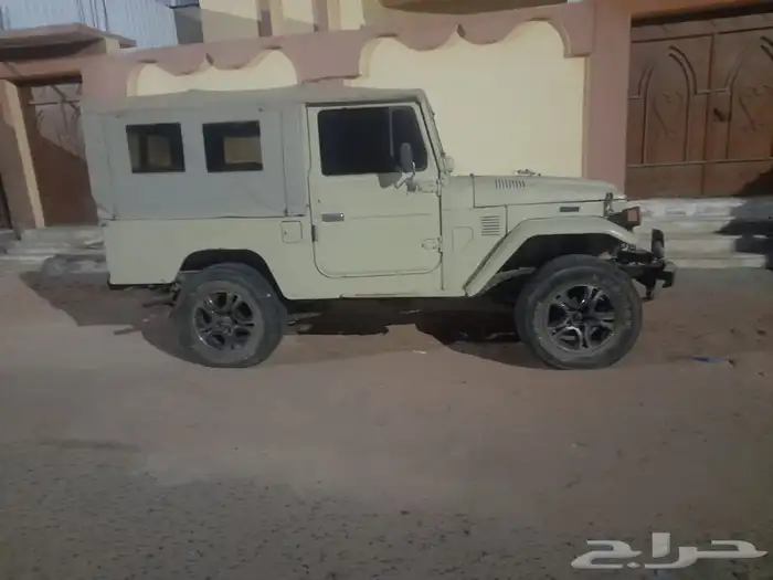 جيب شراع 1983 5