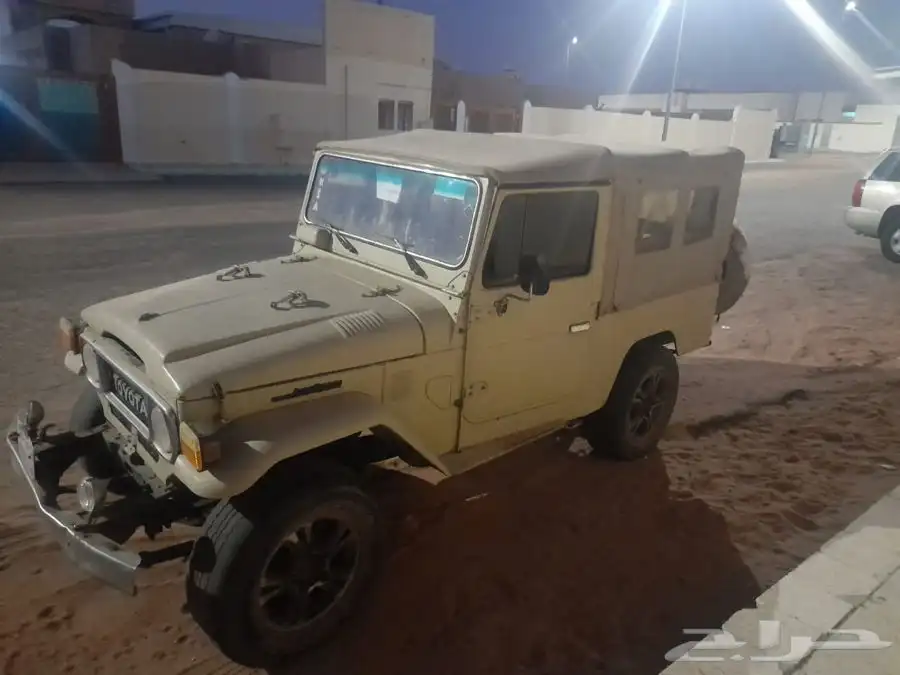 جيب شراع 1983 4