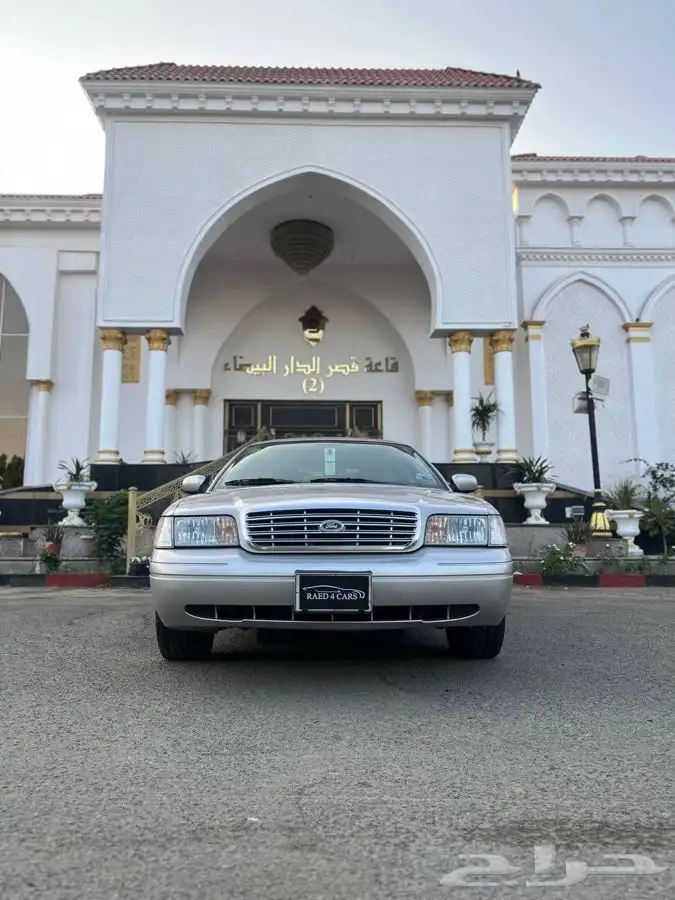 (مباع) فورد فكتوريا 2011 وكالة 3