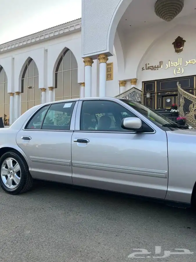 (مباع) فورد فكتوريا 2011 وكالة 34