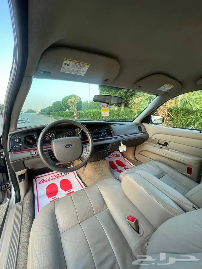 (مباع) فورد فكتوريا 2011 وكالة 39