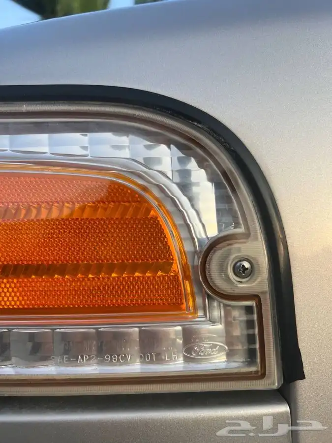 (مباع) فورد فكتوريا 2011 وكالة 14