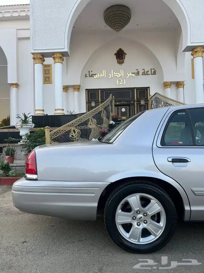 (مباع) فورد فكتوريا 2011 وكالة 29