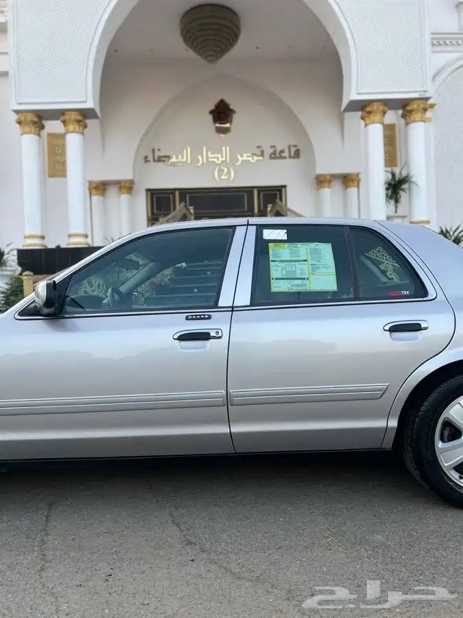 (مباع) فورد فكتوريا 2011 وكالة 20