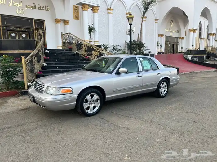 (مباع) فورد فكتوريا 2011 وكالة 23