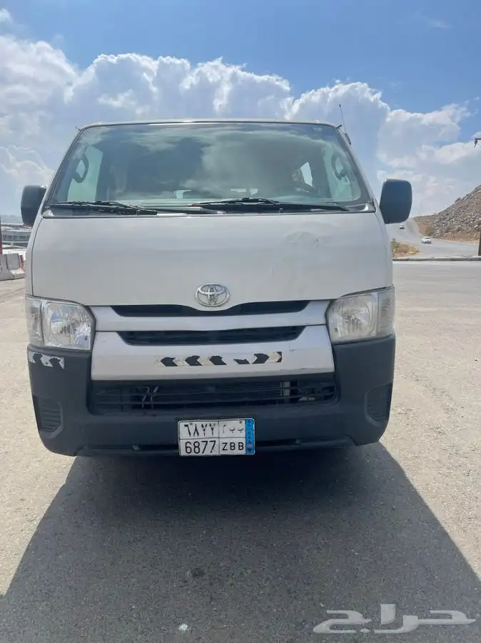 تويوتا باص بضاعه هاي ايس 2016 4