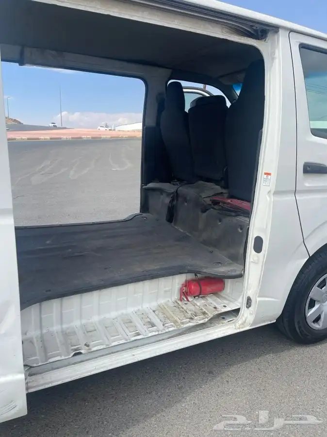 تويوتا باص بضاعه هاي ايس 2016 7