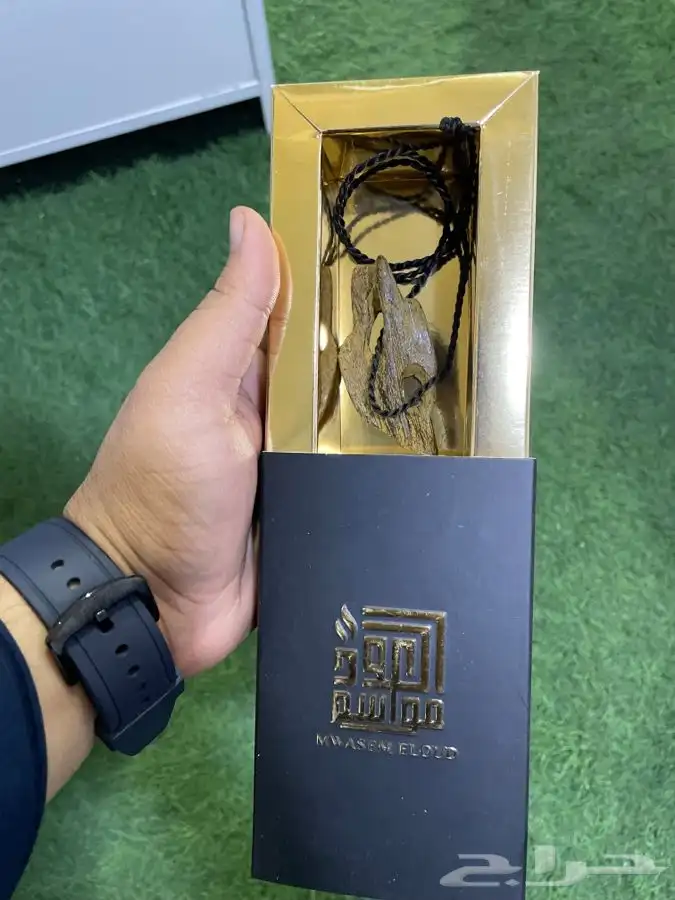 تعليقة عود شكل فخم وبخور ريحته طيبه 7