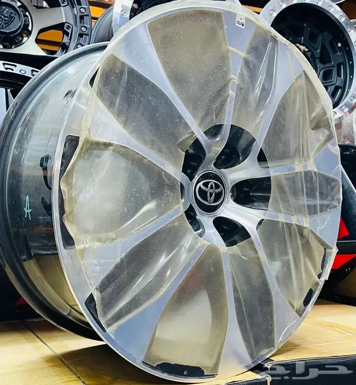 جنوط تويوتا هايلاندر 2022 اصلي وكاله مقاس 18 مكحل 0